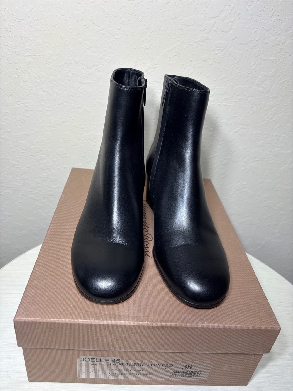 Gianvito Rossi Black Calf Leather Ankle Boots - Joelle 45 NIBox Size 38 - Picture 3 of 13